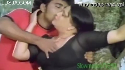 Actress Jyothika Boob Pressed In Raja Movie Tamil  Free Sex Videos - Watch Beautiful and Exciting  Actress Jyothika Boob Pressed In Raja Movie Tamil  Porn