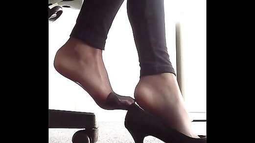 Delicious Feet Free Videos - Watch, Download and Enjoy Delicious Feet