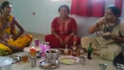 Indian Village Aunty Kuli Seen Free Videos - Watch, Download and Enjoy Indian Village Aunty Kuli Seen