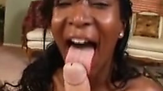 Ebony Slut Giving A Hot Blowjob