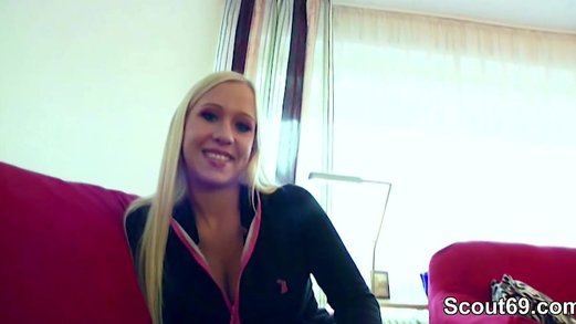 Young Teen Fake Casting Free Videos - Watch, Download and Enjoy Young Teen Fake Casting