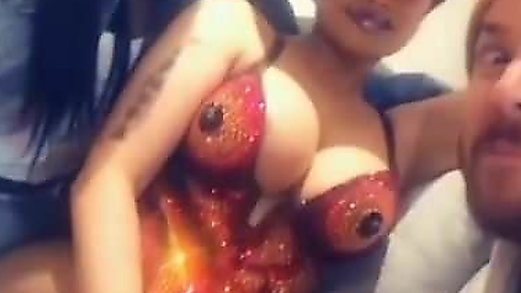 Nicki Minaj Sex Videos And Naked Photos Showing Her Pussy Free Videos - Watch, Download and Enjoy Nicki Minaj Sex Videos And Naked Photos Showing Her Pussy