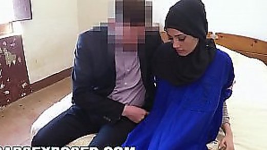 ARABS EXPOSED - 21 YEAR OLD REFUGEE IN MY HOTEL ROOM FOR SEX
