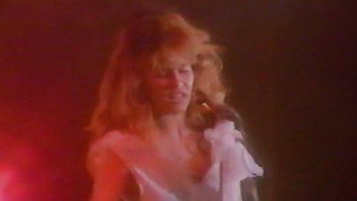 Tawny Kitaen Nude Love Scene In Crystal Heart Free Videos - Watch, Download and Enjoy Tawny Kitaen Nude Love Scene In Crystal Heart