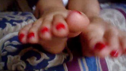 Toe Spread Feet Free Videos - Watch, Download and Enjoy Toe Spread Feet