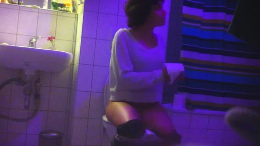 Toilet Pussy Discharge Dripping Spycam Free Videos - Watch, Download and Enjoy Toilet Pussy Discharge Dripping Spycam