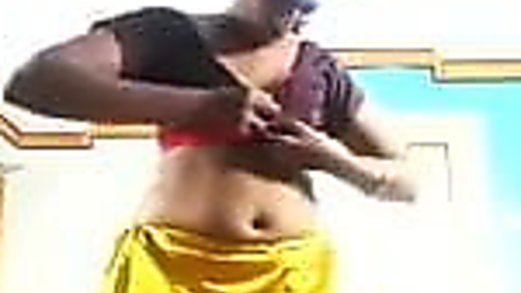 South Indian Sexy Actress Jayalalitha Removing Clothes Free Videos - Watch, Download and Enjoy South Indian Sexy Actress Jayalalitha Removing Clothes