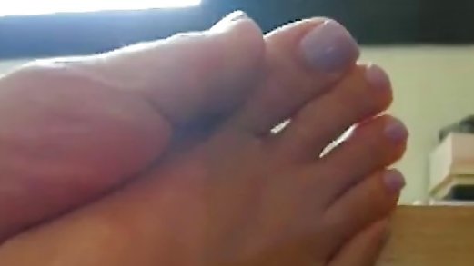 Sexiest Feet Adn Toe Ever Seen Free Videos - Watch, Download and Enjoy Sexiest Feet Adn Toe Ever Seen