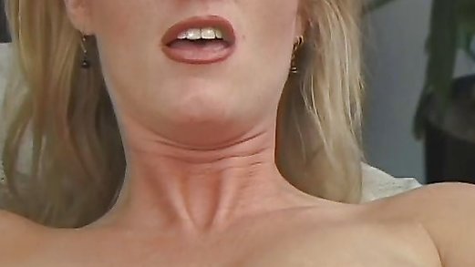 Pretty Pussy Lips Free Videos - Watch, Download and Enjoy Pretty Pussy Lips