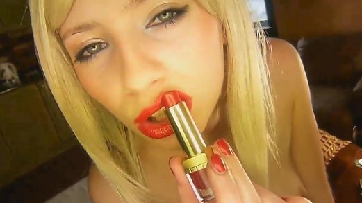 Red Lipstick Smoking Free Videos - Watch, Download and Enjoy Red Lipstick Smoking