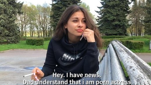 Moscow guy found a girlfriend in the park, smoking a cigarette, and fucked in the mouth for educational purposes
