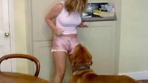 Geri Halliwell - private clip - tits, ass, upskirt