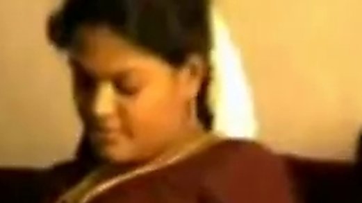 Sexy Busty indian Aunty enjoy with her Partner