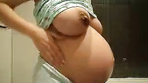 Busty Pregnant 1: Free Amateur Porn Video - Mobile